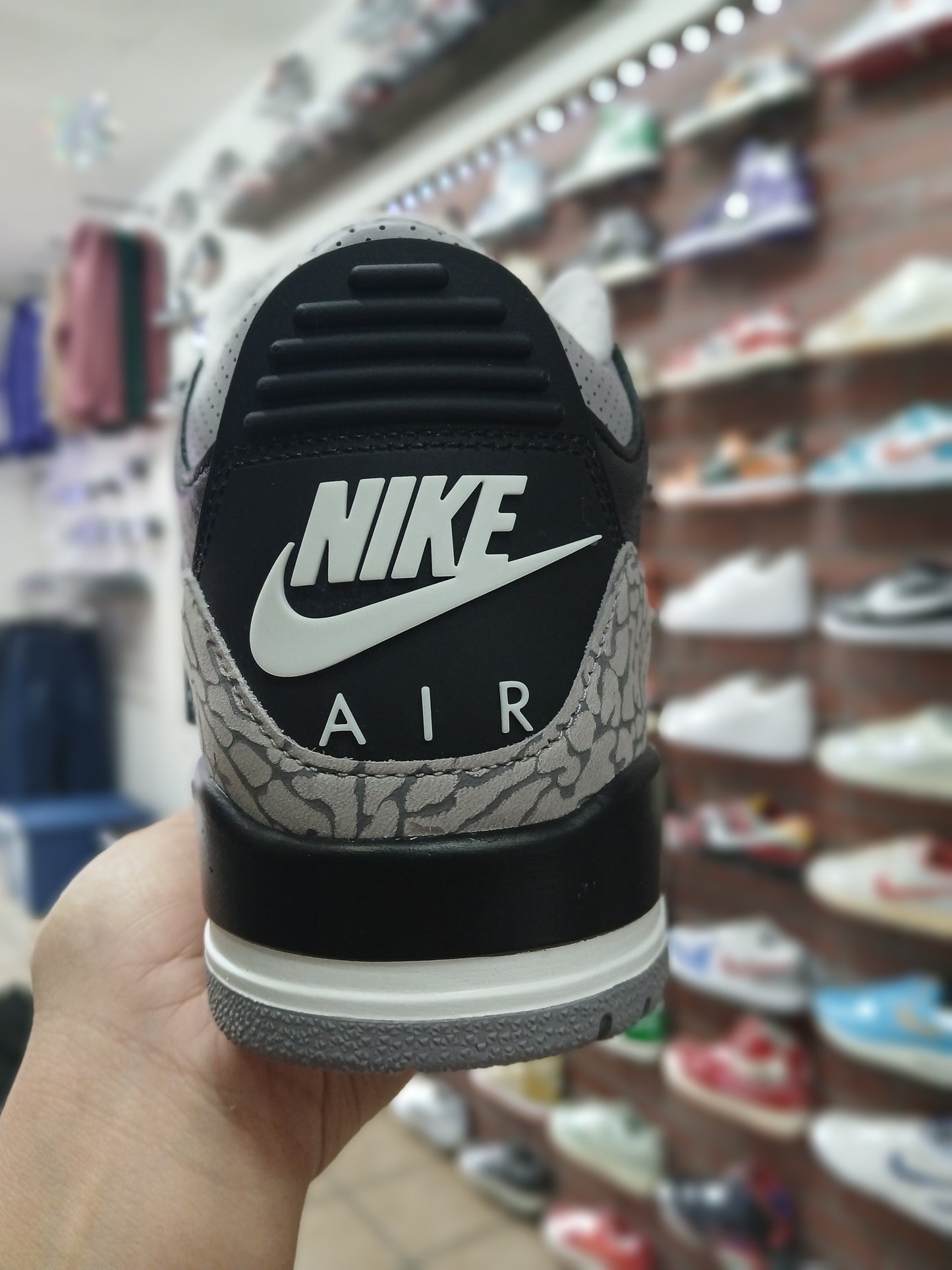Air Jordan 3 Retro