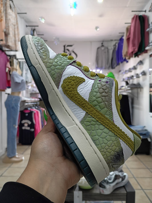 Nike SB Dunk Low
